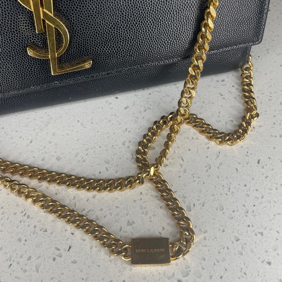 Kate medium leather crossbody bag - Picture 8 of 12